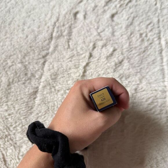 NEW Estée Lauder Pure Color Envy Liquid Lip Potion - 420 Fragile Ego - Picture 3 of 3